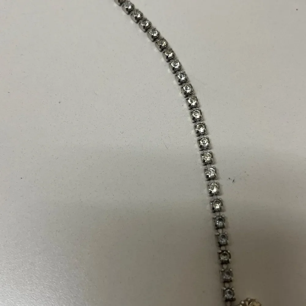 Kramer Vintage women Silver plated clear rhinestone necklace 18”